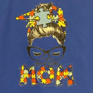 AUTISM MOM Graphic Tee - BottleThis GlassThat